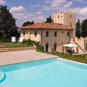 https://villa-la-torre.it-tuscanyhotel.com