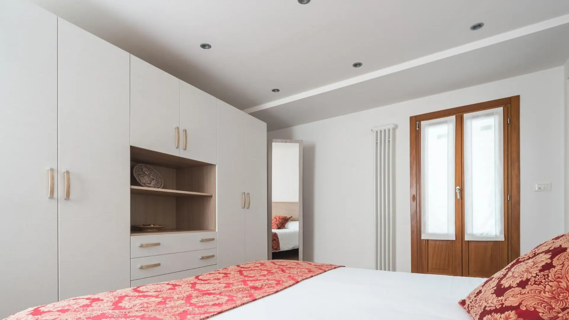 Goodwind Venice Apartments